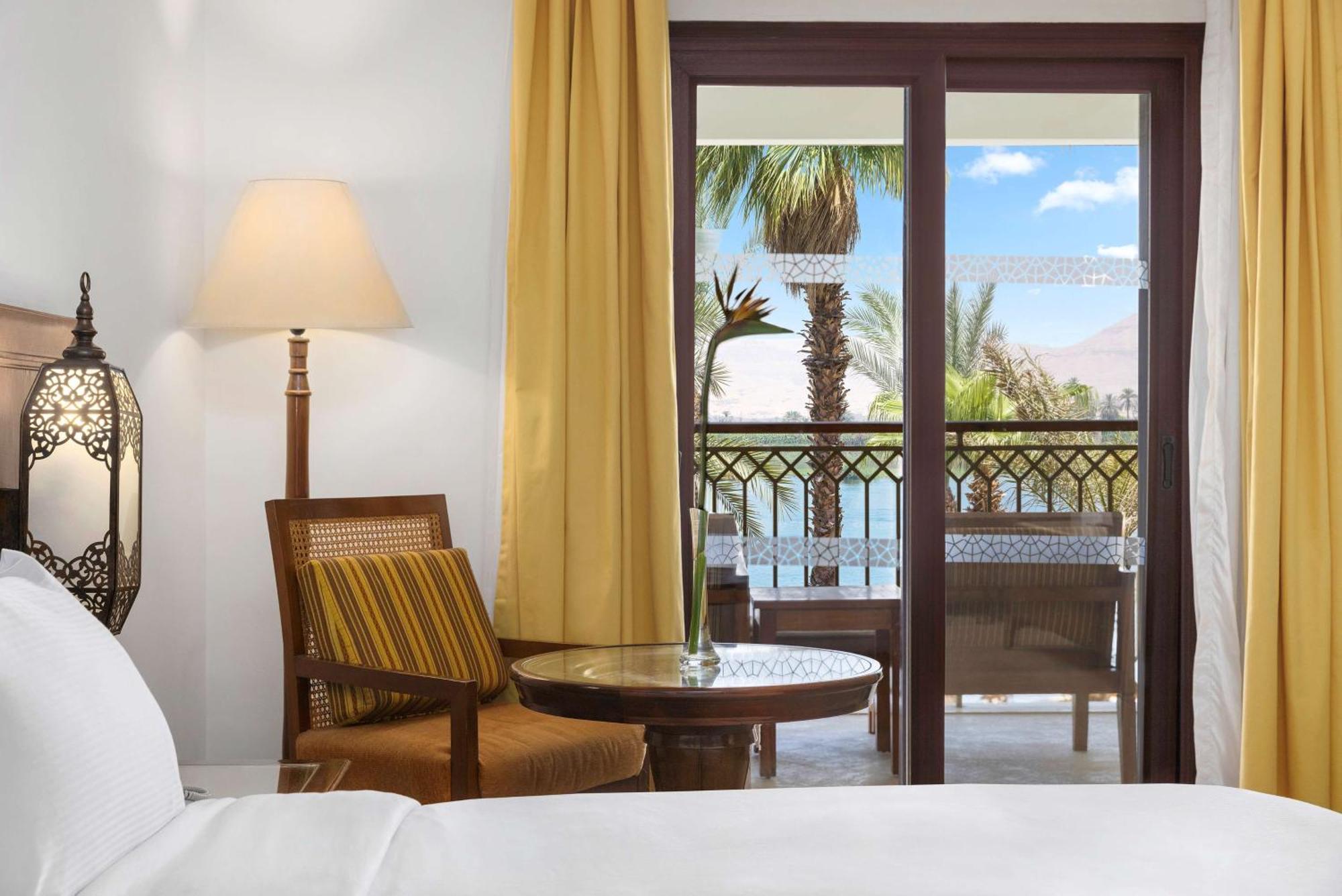 Hilton & Resort