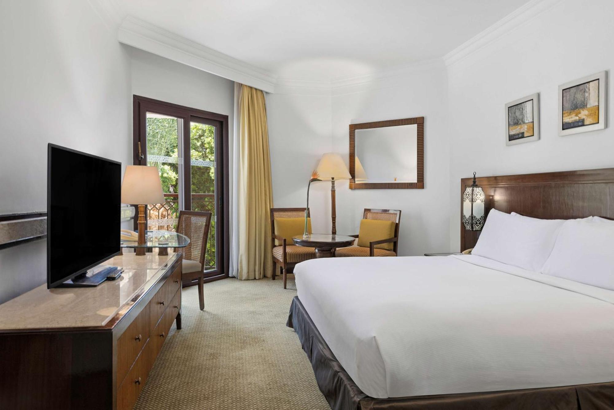 Resort Hilton & 5*